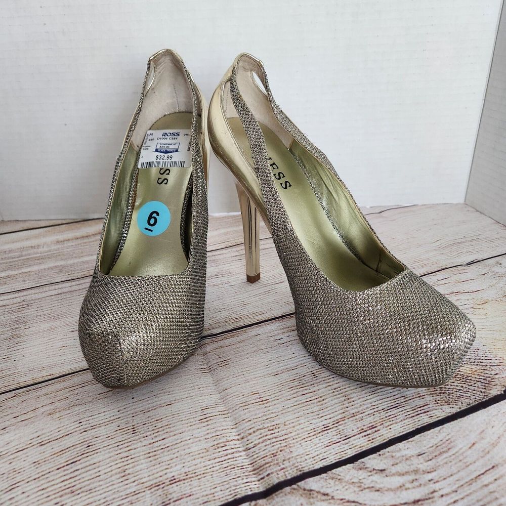 Guess Sparkly Gold Platform Heels Size 6 NWT
